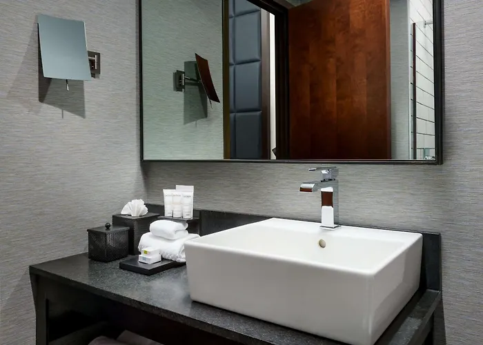 Joinery Pittsburgh, Curio Collection By Hilton Hotel Pittsburgh