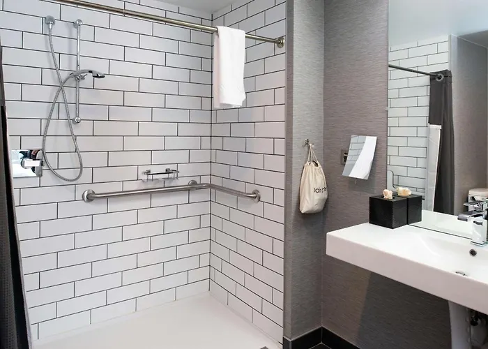 Hotel Joinery Pittsburgh, Curio Collection By Hilton Pittsburgh
