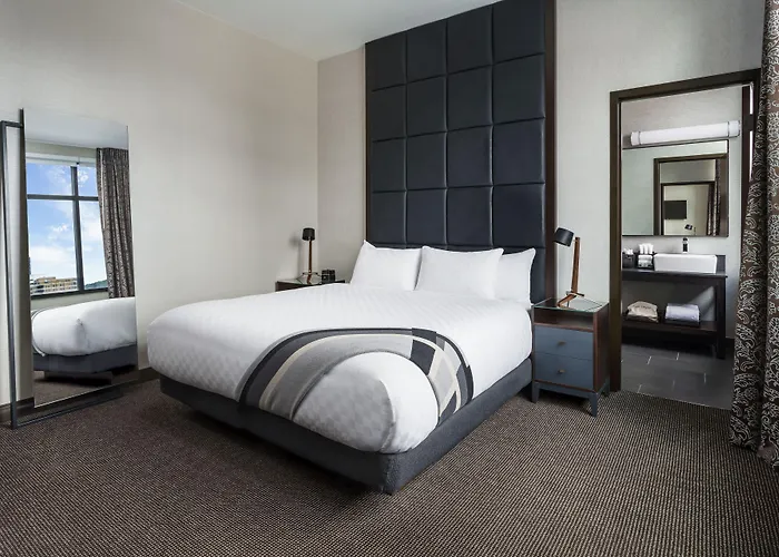 Hotel Joinery Pittsburgh, Curio Collection By Hilton